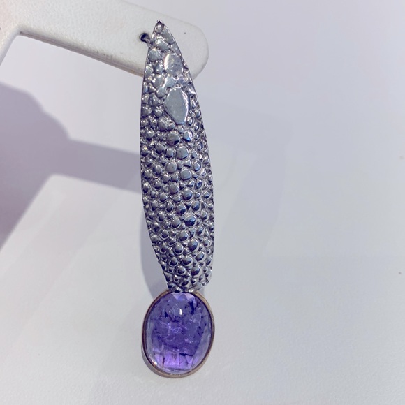 Sterling Silver 10.95 TW Tanzanite Dangle Earrings - Picture 4 of 6